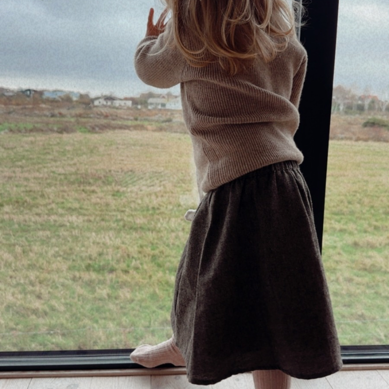 Komfortabler Rollkragenpullover für Kinder