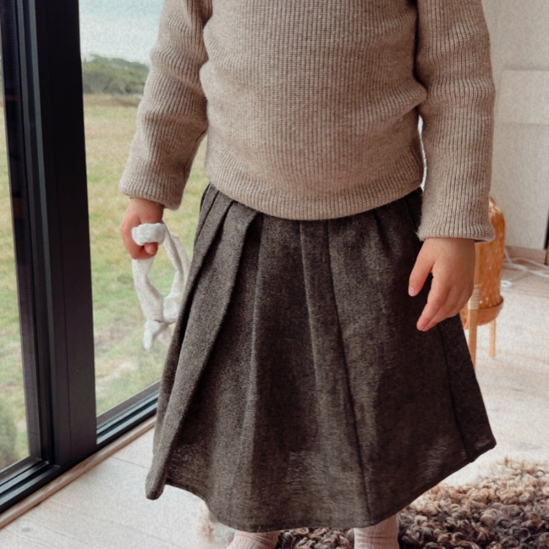 Komfortabler Rollkragenpullover für Kinder