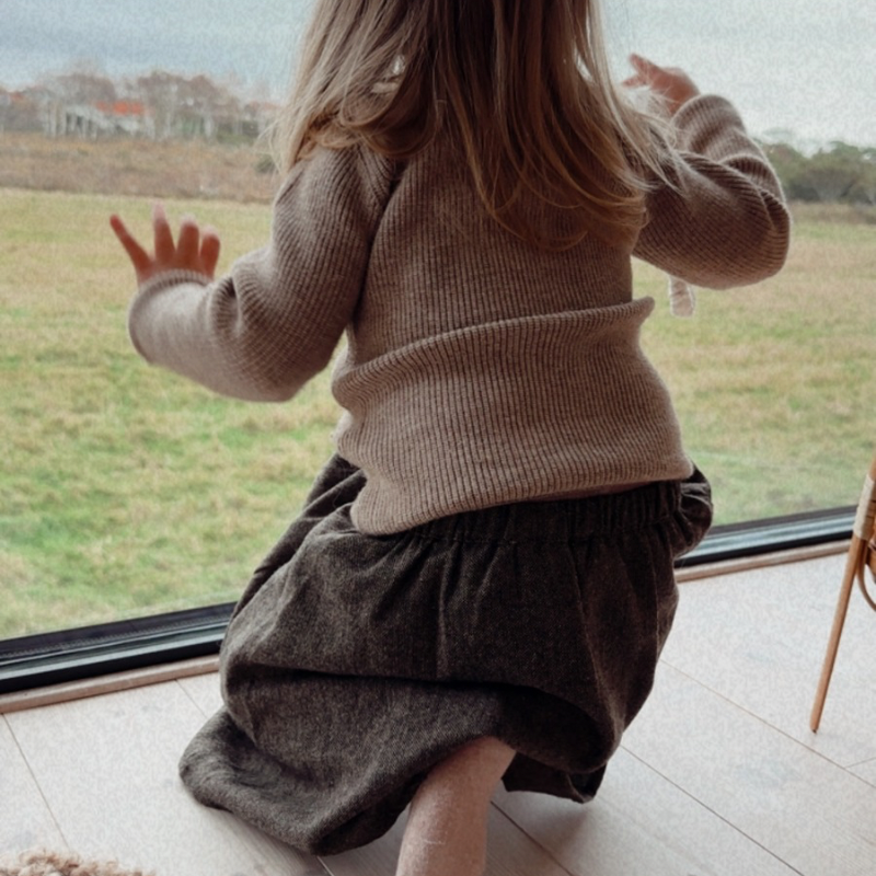 Komfortabler Rollkragenpullover für Kinder