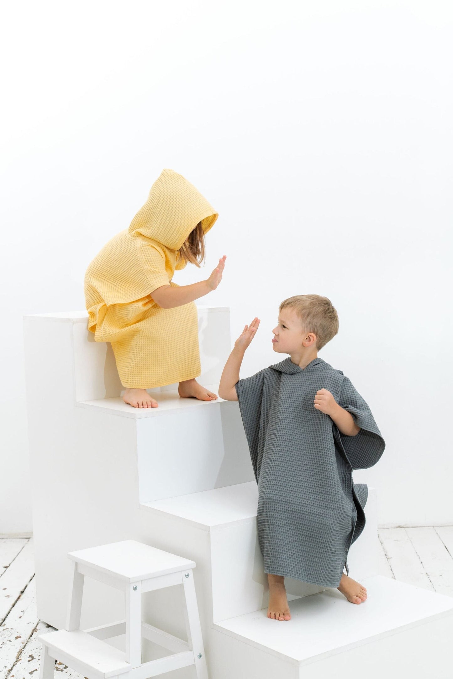 Kinder-Badeponcho | 100 % Oeko-Tex Waffel-Baumwolle | Handgefertigt | S–L