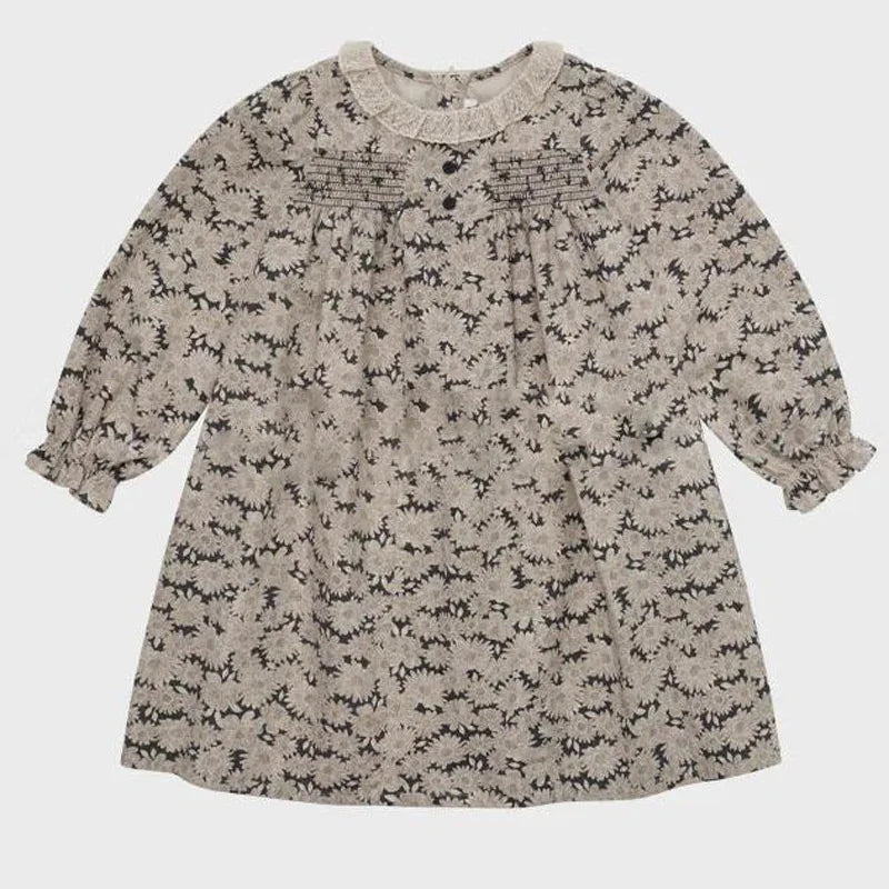 Mädchenkleid „Meer der Blumen“
