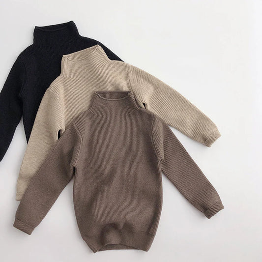 Komfortabler Rollkragenpullover für Kinder