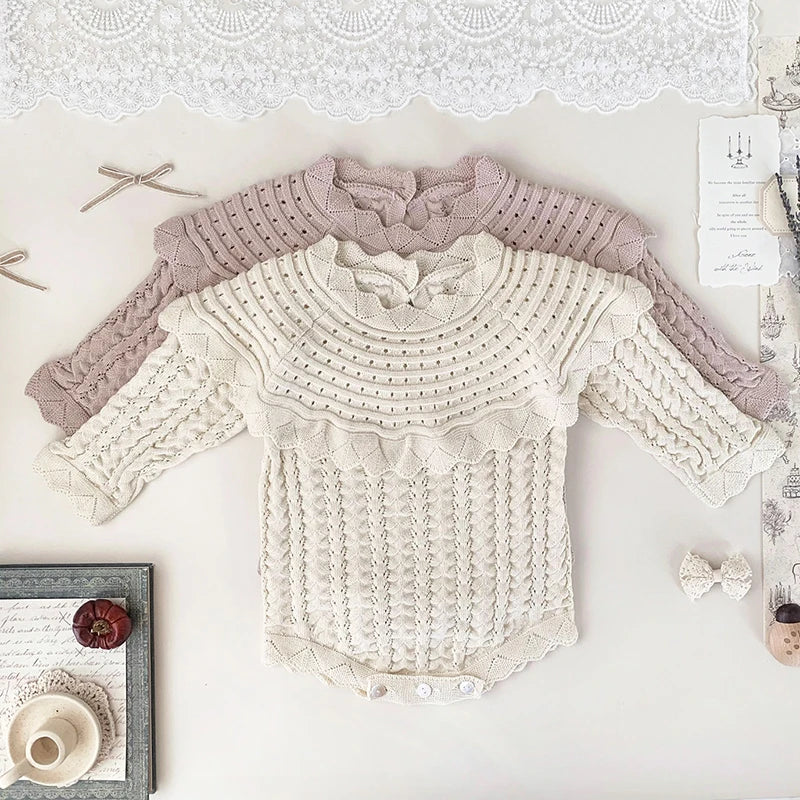 Baby-Strickbody „Vintage-Traum“ | Rüschenkragen | Hohlstrick | 3–24 Monate